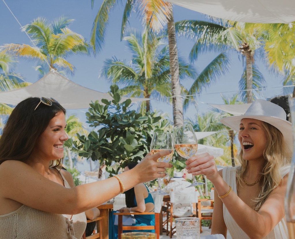 nikki beach bottle service