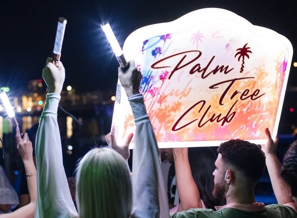 palm tree miami bottle service